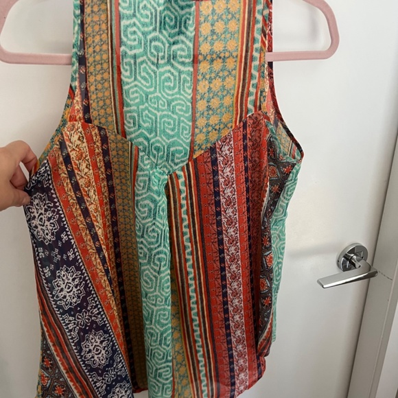 Summer top - Picture 3 of 4